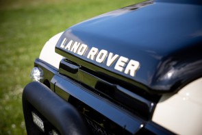 Arkonik Safari Land Rover Defender hood