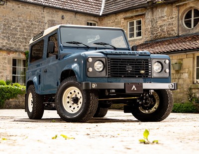 Defender 90 and for sale. Customized Land Rover Defenders built as new in our & US workshops