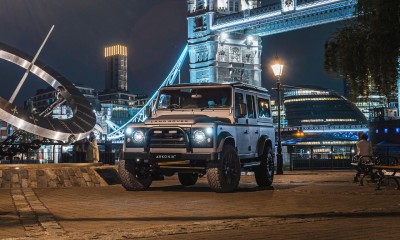 Arkonik LS3 Land Rover Defenders rolling in the big smoke