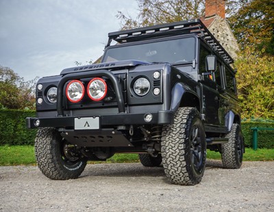 Arkonik Apache custom Defender 110