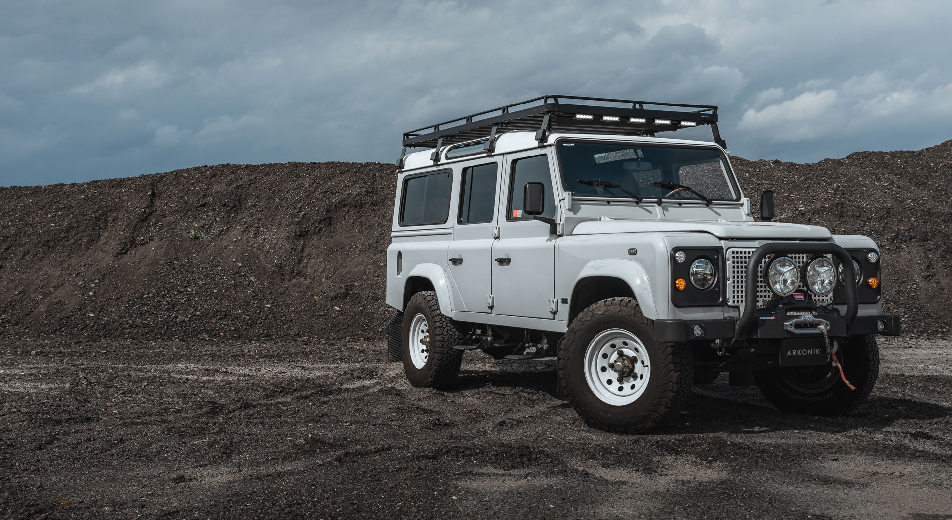 Defender 90 and 110 for sale. Customized Land Rover Defenders hand ...
