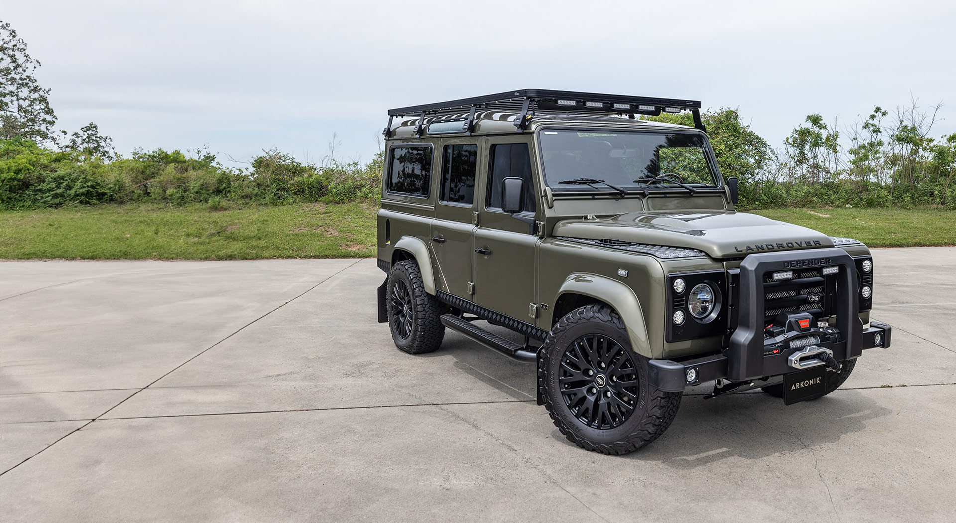 Defender 90 and 110 for sale. Customized Land Rover Defenders hand ...