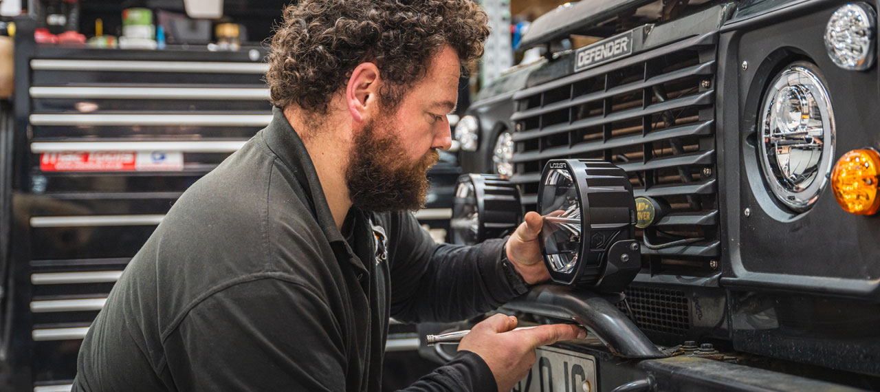 Drive in, Drive out: UK fast-fit service