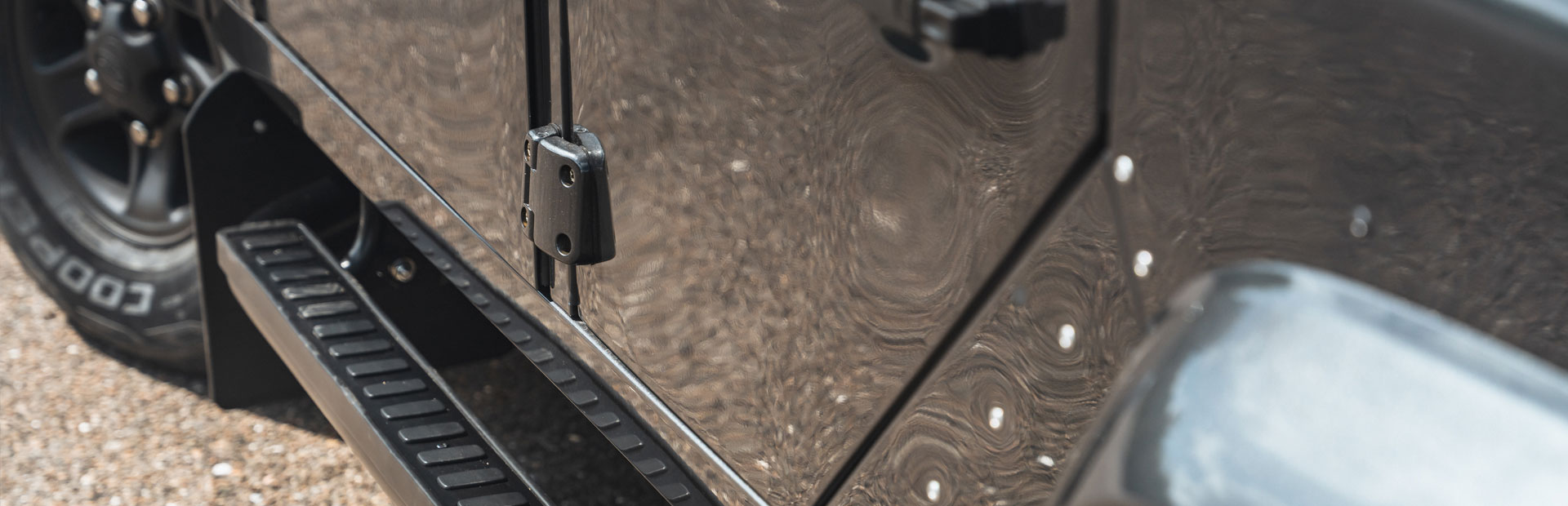 Arkonik ARK809 – Custom Land Rover Defender 110