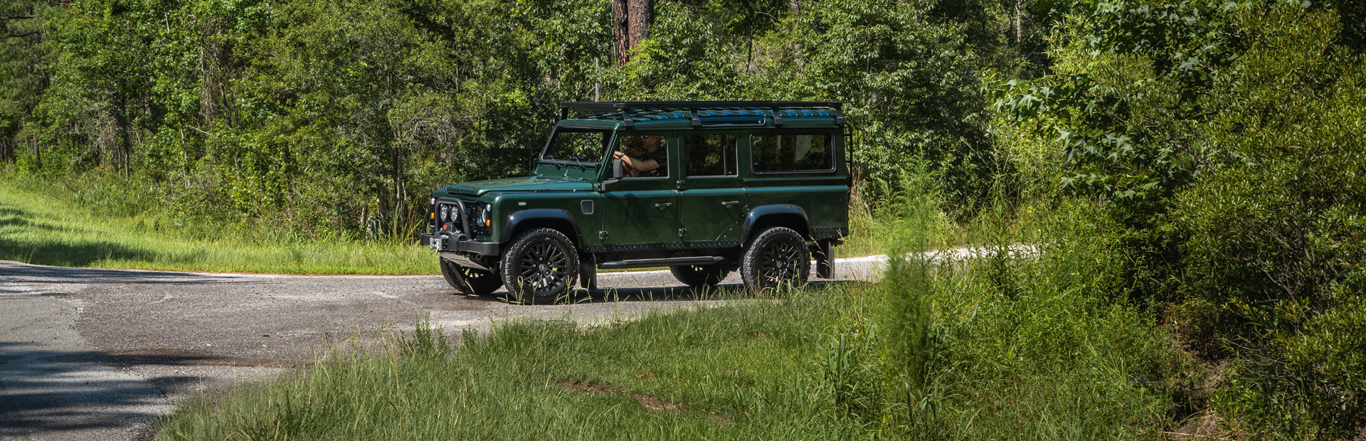 Arkonik ARK830 - Custom built Land Rover Defender 110