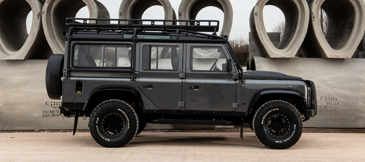 Side view of Corris Grey Defender with Java Black roof