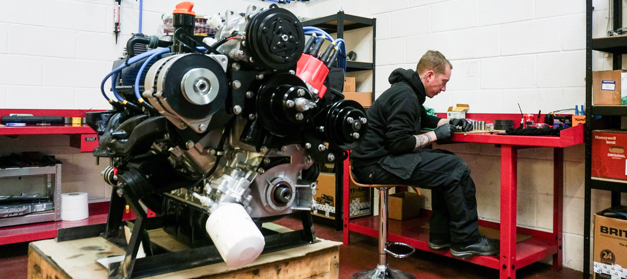 200TDi engine with Arkonik Engine Technician seated behind