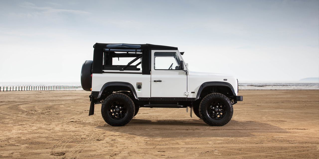 Side view of DUNE Defender 90 on the beach