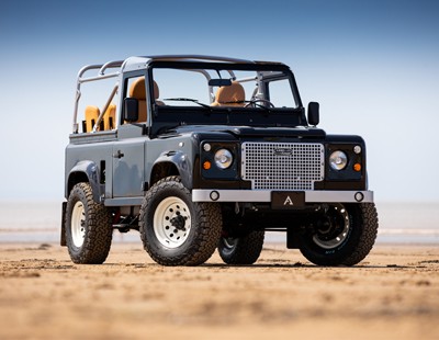 So-Cal Land Rover Defender 90 by Arkonik