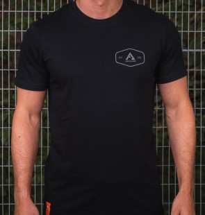 ‘Signature’ <span>T-shirt</span>