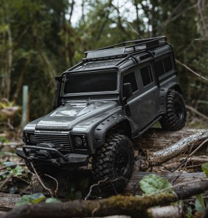 Arkonik x Traxxas 1:10 R/C Land Rover Defender