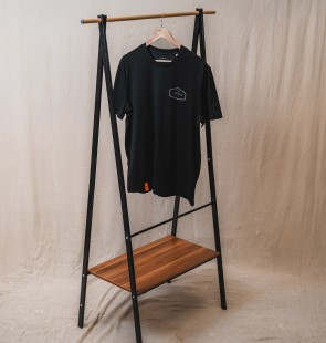 ‘Signature’ <span>T-shirt</span>